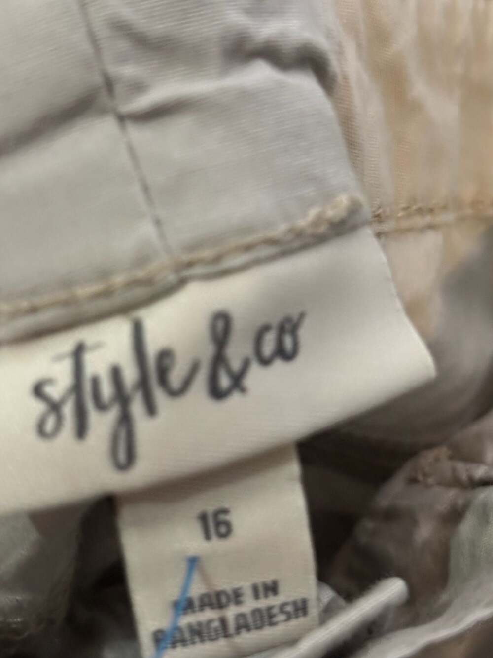 Style & Co Women Casual Lounge Cargo Beige Pants Size 16 - Picture 2 of 3